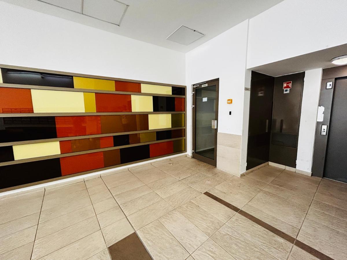 Corvin Boutique Apartment Parking In The Plaza Budapesta Exterior foto