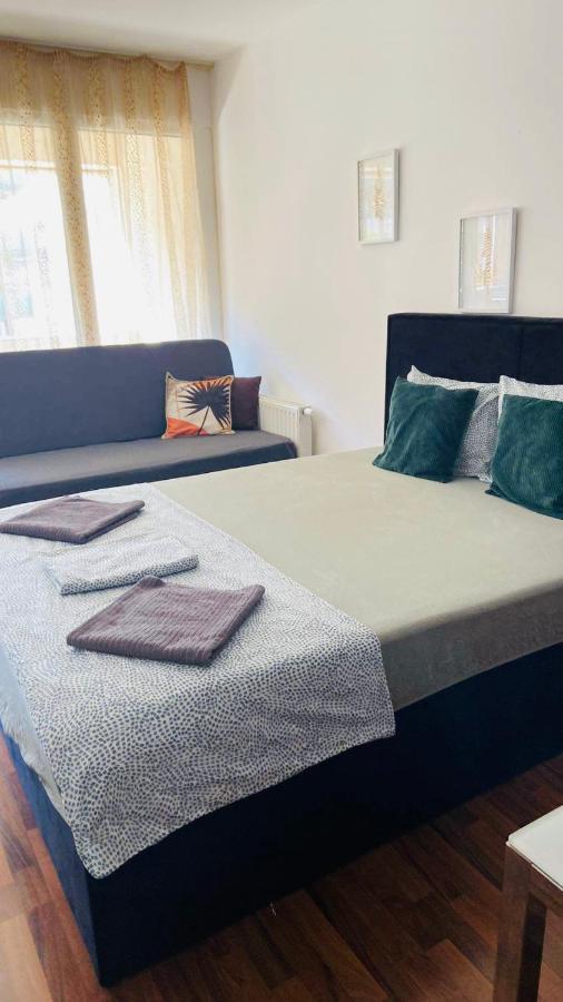 Corvin Boutique Apartment Parking In The Plaza Budapesta Exterior foto
